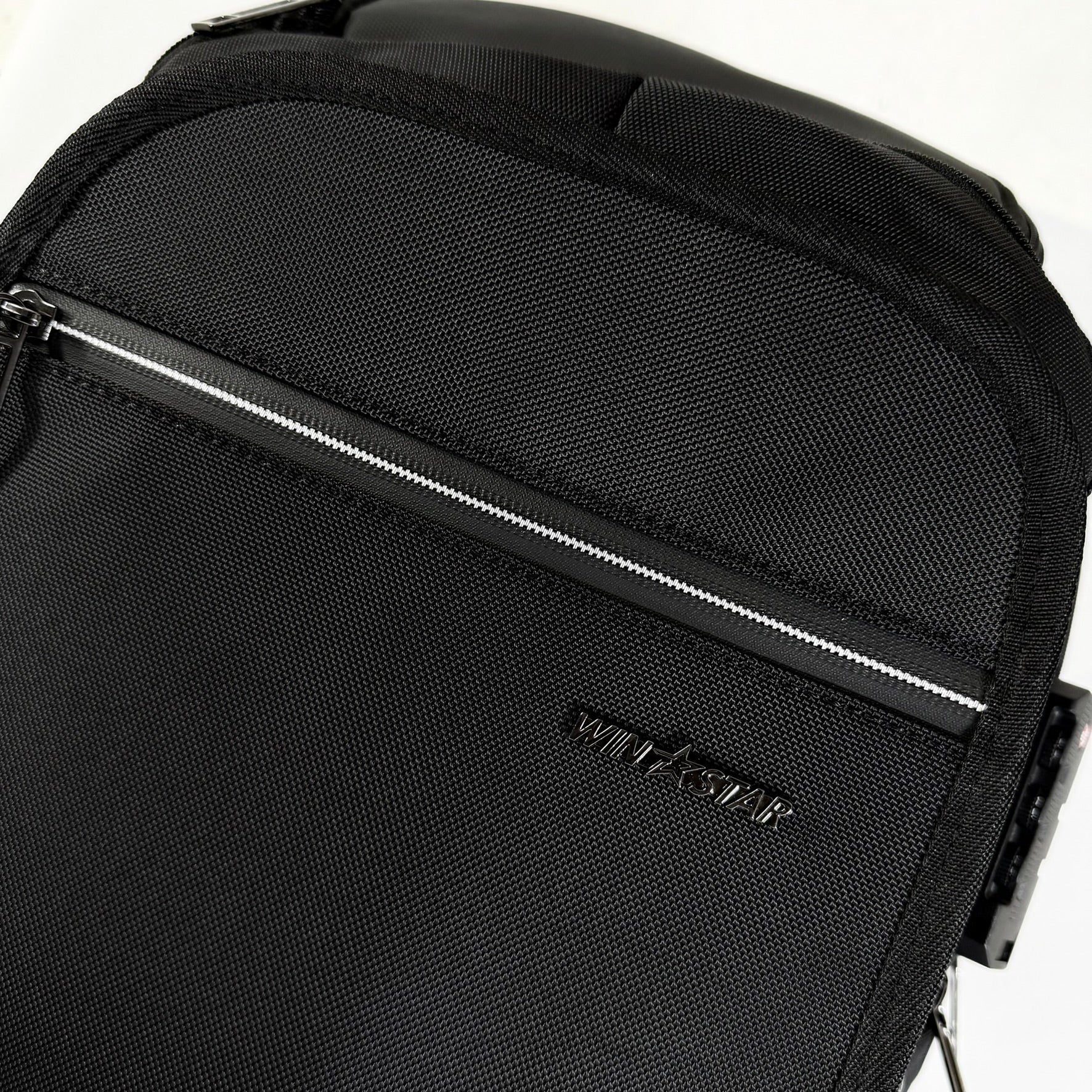 Mochila Ejecutiva WINSTAR SL7001A – Diseño Premium